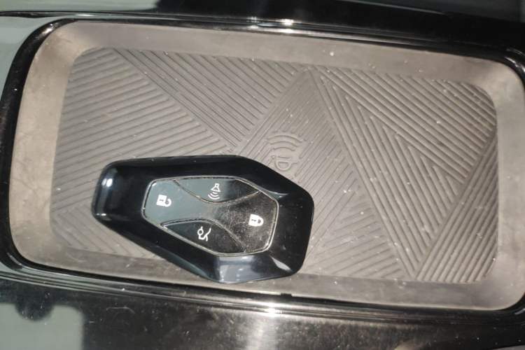 Used ARCFOX Alpha T 2022 653S+ 160kW Vehicle Key
