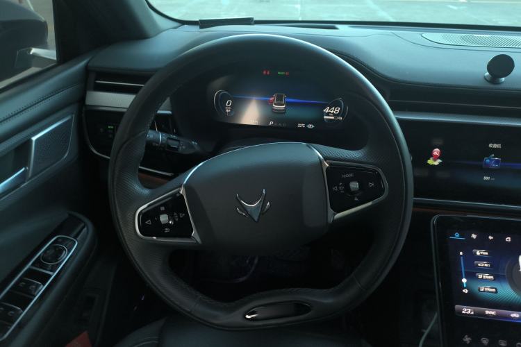 Used ARCFOX Alpha T 2022 653S+ 160kW Steering Wheel
