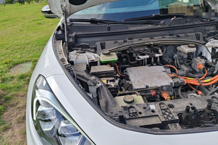 Used ARCFOX Alpha T 2022 653S+ 160kW Engine Bay Right
