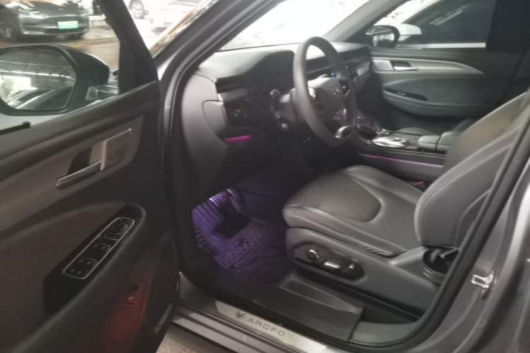 Used ARCFOX Alpha T 2022 653S+ 160kW Driver Seat