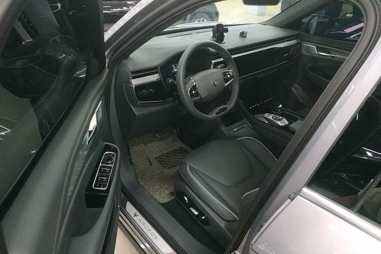 Used ARCFOX Alpha T 2022 480S 160kW Driver Seat