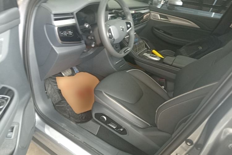 Used ARCFOX Alpha T 2022 480S 160kW Driver Seat