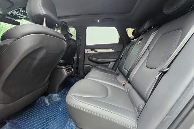 Used ARCFOX Alpha T 2022 653S+ 160kW Interior 4
