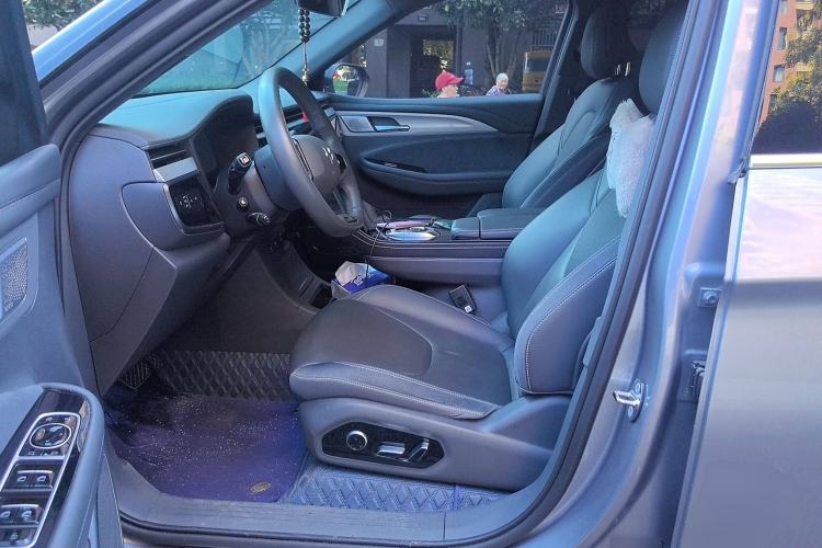 Used ARCFOX Alpha T 2022 653S+ 160kW Left Front Seat