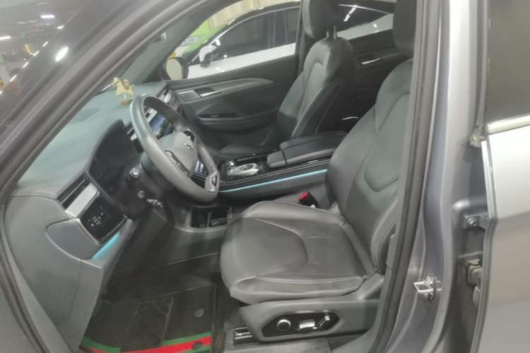 Used ARCFOX Alpha T 2022 653S+ 160kW Left Front Seat