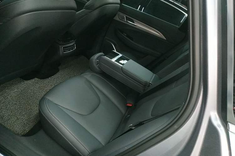 Used ARCFOX Alpha T 2022 480S 160kW Left Rear Seat