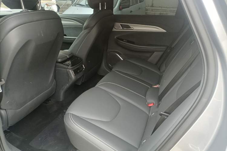 Used ARCFOX Alpha T 2022 653S+ 160kW Left Rear Seat