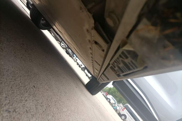 Used ARCFOX Alpha T 2022 653S+ 160kW Left Side Sill