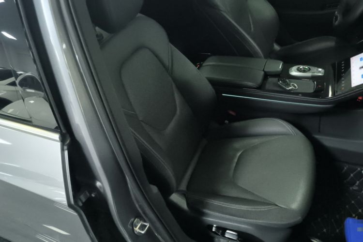 Used ARCFOX Alpha T 2022 653S+ 160kW Right Front Seat