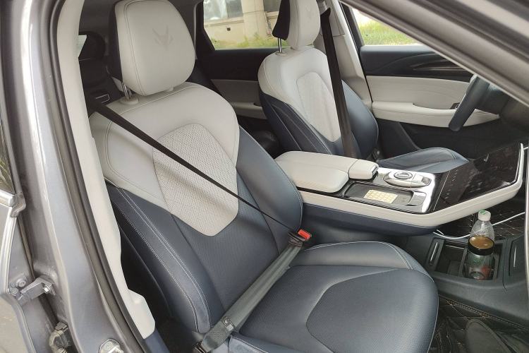 Used ARCFOX Alpha T 2022 653S+ 160kW Right Front Seat