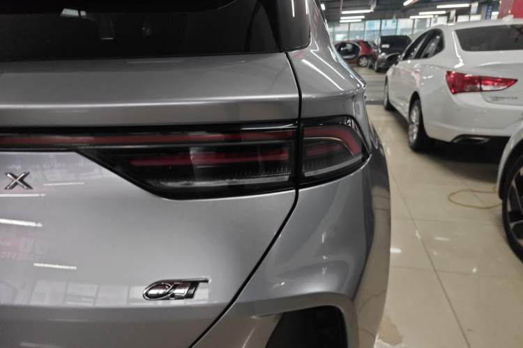 Used ARCFOX Alpha T 2022 480S 160kW Right Rear Taillight
