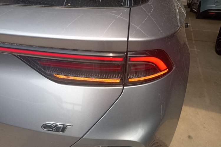 Used ARCFOX Alpha T 2022 480S 160kW Right Rear Taillight