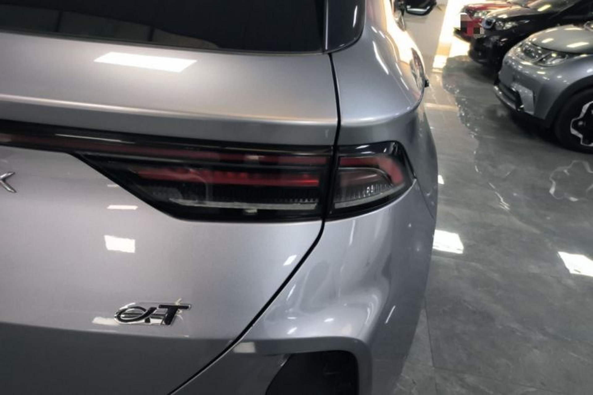 Used ARCFOX Alpha T 2022 653S+ 160kW Right Rear Taillight