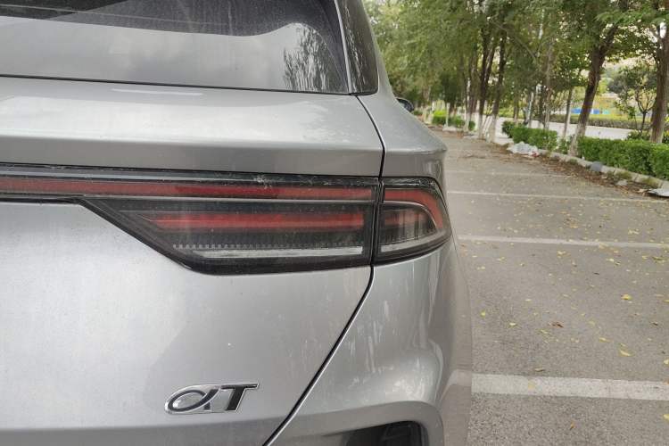 Used ARCFOX Alpha T 2022 653S+ 160kW Right Rear Taillight
