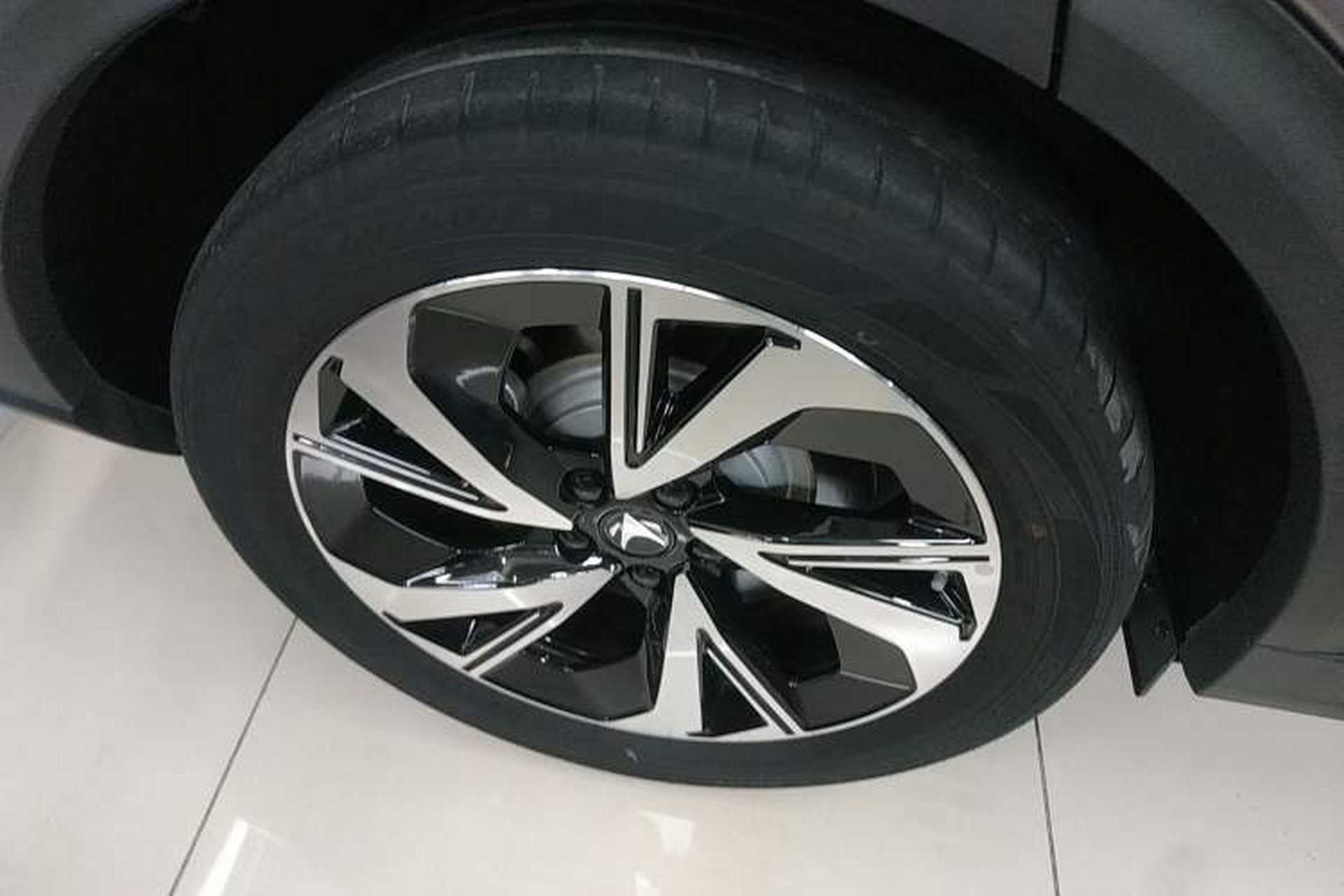 Used ARCFOX Alpha T 2022 480S 160kW Right Rear Wheel Hub