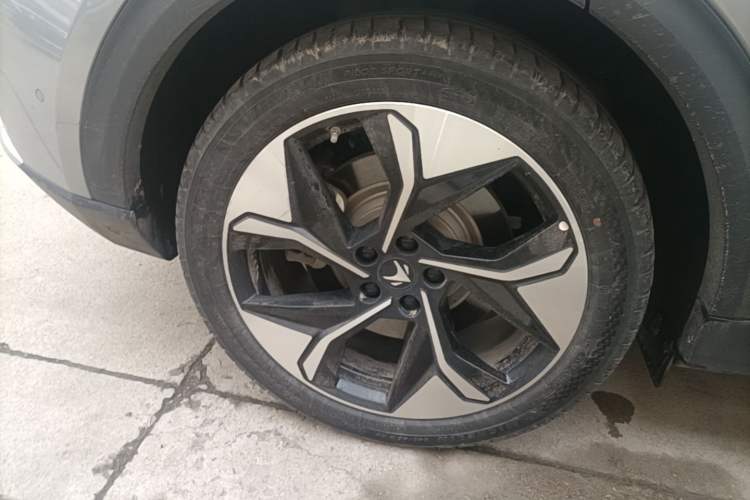 Used ARCFOX Alpha T 2022 653S+ 160kW Right Rear Wheel Hub