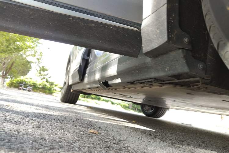 Used ARCFOX Alpha T 2022 653S+ 160kW Right Side Sill
