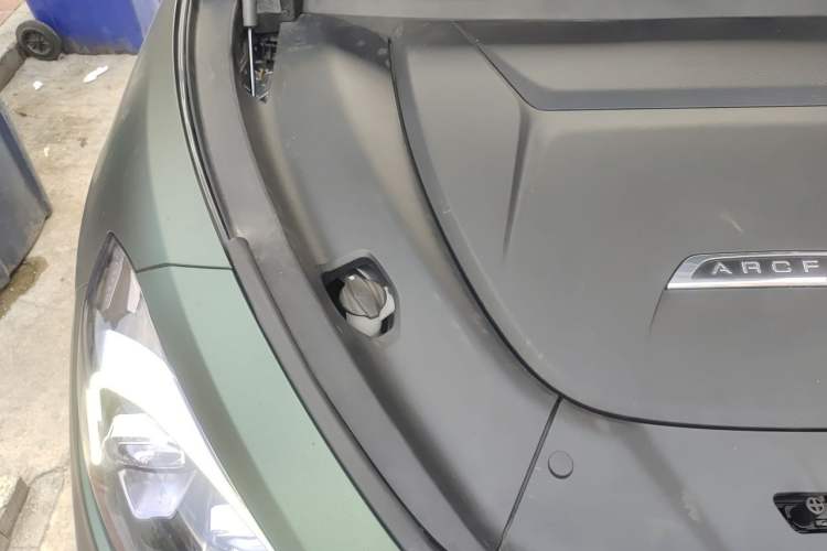 Used ARCFOX Alpha T 2022 653S+ 160kW Engine Bay Right