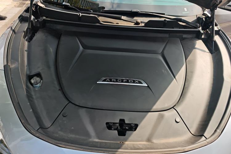 Used ARCFOX Alpha T 2022 480S 160kW Engine Bay