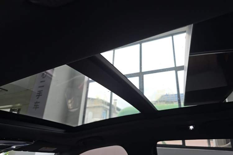 Used ARCFOX Alpha T 2022 653S+ 160kW Headliner