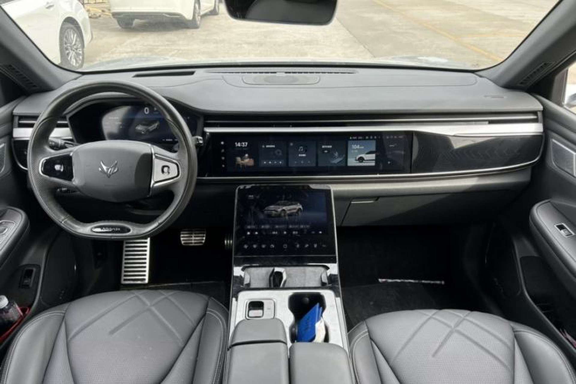 Used ARCFOX Alpha T 2022 653S+ 160kW Interior 1
