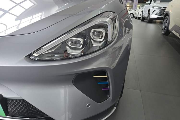 Used ARCFOX Alpha T 2022 653S+ 160kW Left Front Headlight