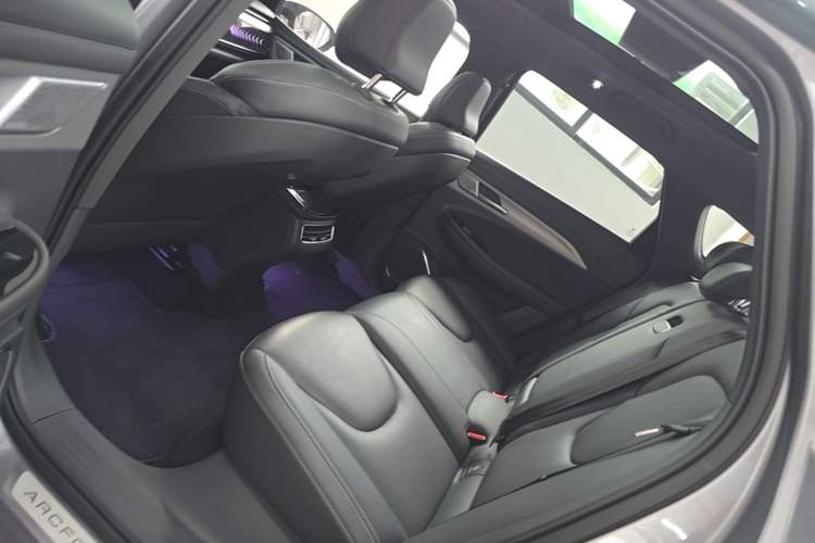 Used ARCFOX Alpha T 2022 653S+ 160kW Left Rear Seat