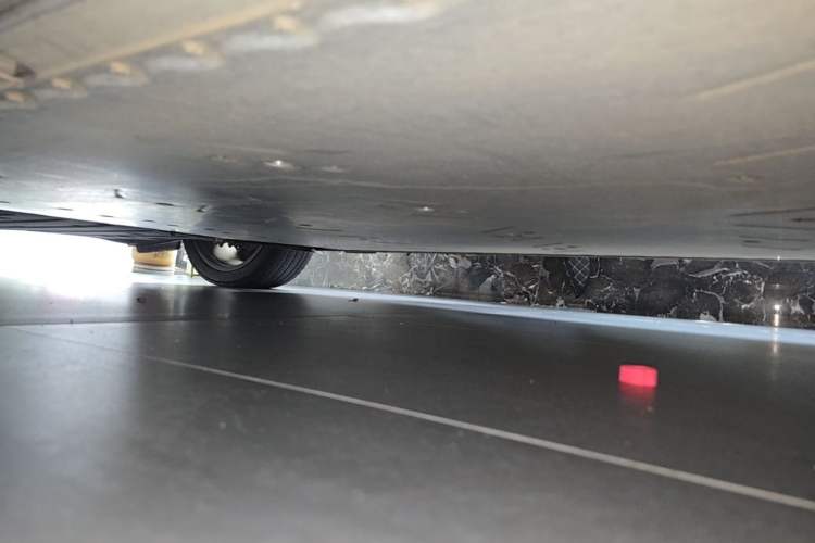 Used ARCFOX Alpha T 2022 653S+ 160kW Left Side Sill