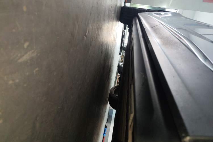 Used ARCFOX Alpha T 2022 653S+ 160kW Left Side Sill