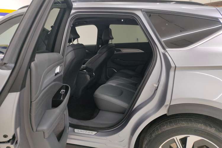 Used ARCFOX Alpha T 2022 480S 175kW Right Rear Seat