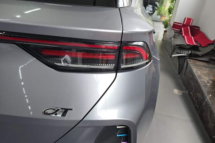 Used ARCFOX Alpha T 2022 653S+ 160kW Right Rear Taillight