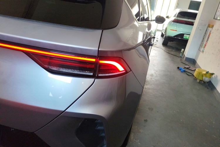 Used ARCFOX Alpha T 2022 653S+ 160kW Right Rear Taillight