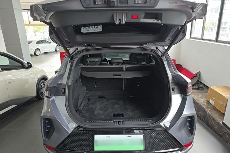 Used ARCFOX Alpha T 2022 653S+ 160kW Trunk