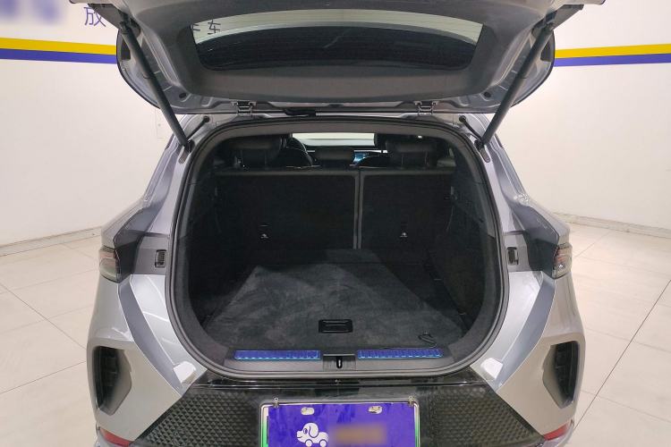 Used ARCFOX Alpha T 2022 480S 175kW Trunk