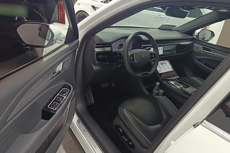 Used ARCFOX Alpha T 2022 480S 175kW Driver Seat