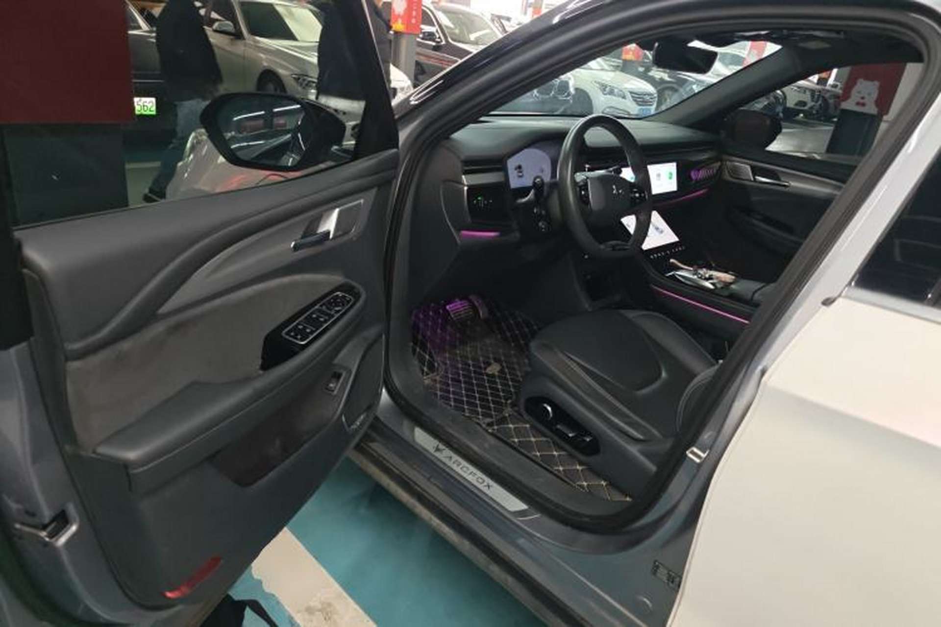 Used ARCFOX Alpha T 2022 653S+ 160kW Driver Seat