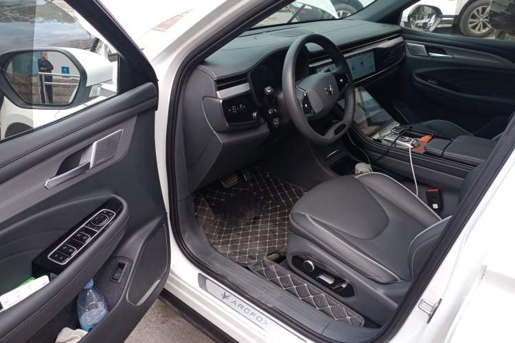 Used ARCFOX Alpha T 2022 480S 160kW Driver Seat