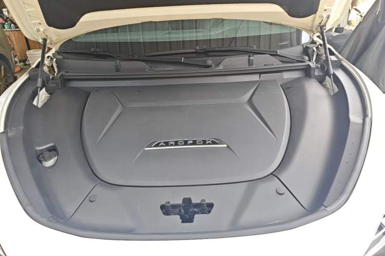 Used ARCFOX Alpha T 2022 480S 160kW Engine Bay
