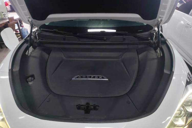 Used ARCFOX Alpha T 2022 480S 175kW Engine Bay