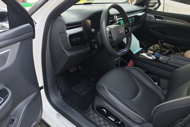 Used ARCFOX Alpha T 2022 480S 160kW Interior 4