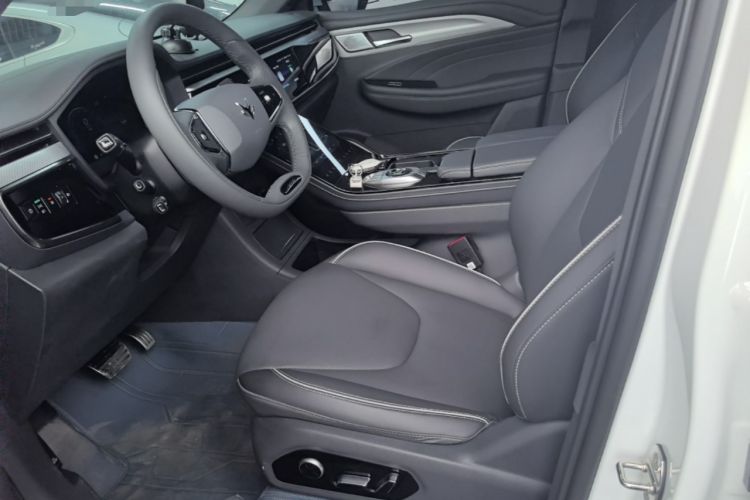 Used ARCFOX Alpha T 2022 480S 160kW Left Front Seat