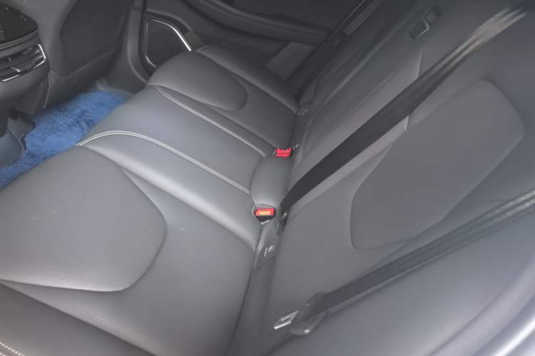 Used ARCFOX Alpha T 2022 480S 160kW Left Rear Seat
