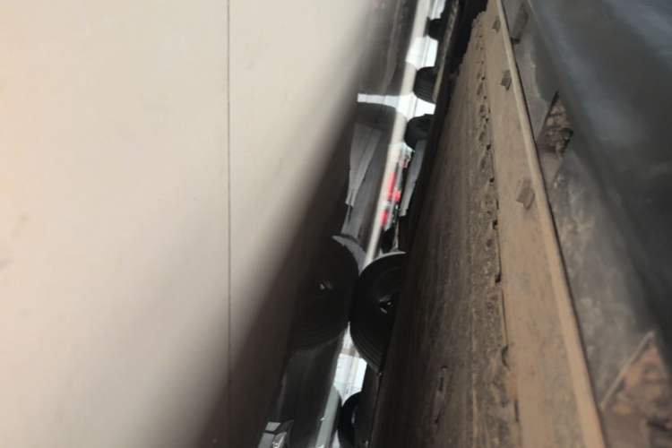 Used ARCFOX Alpha T 2022 480S 160kW Left Side Sill