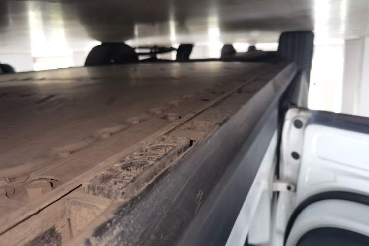 Used ARCFOX Alpha T 2022 653S+ 160kW Left Side Sill