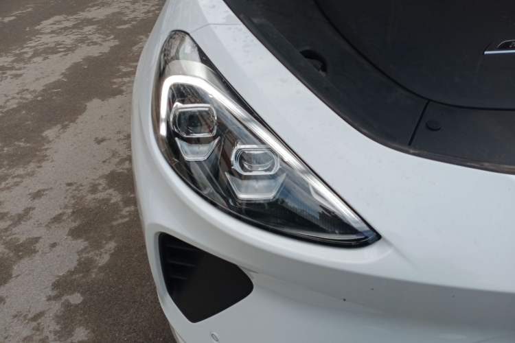 Used ARCFOX Alpha T 2022 480S 160kW Right Front Headlight