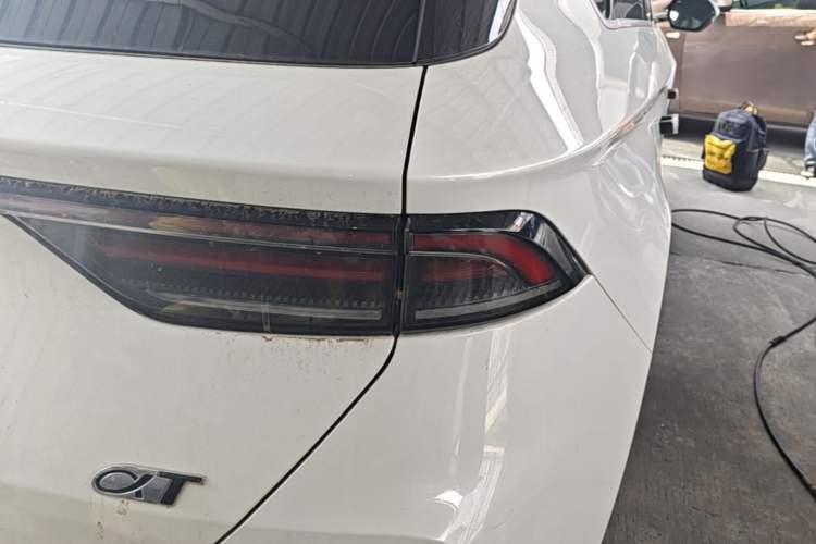 Used ARCFOX Alpha T 2022 480S 160kW Right Rear Taillight