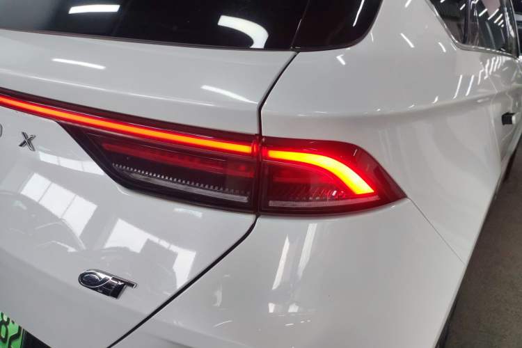 Used ARCFOX Alpha T 2022 480S 175kW Right Rear Taillight