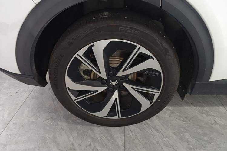Used ARCFOX Alpha T 2022 480S 175kW Right Rear Wheel Hub