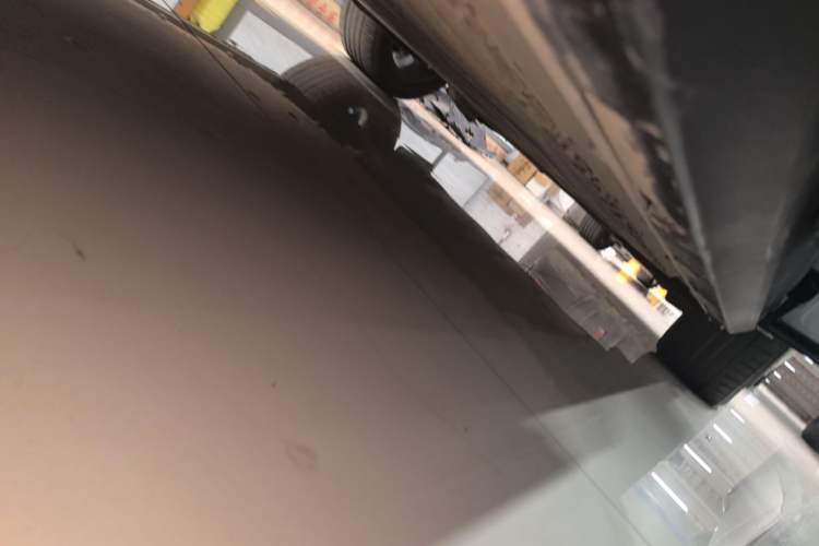 Used ARCFOX Alpha T 2022 480S 160kW Right Side Sill
