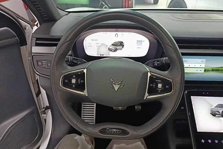 Used ARCFOX Alpha T 2022 480S 175kW Steering Wheel